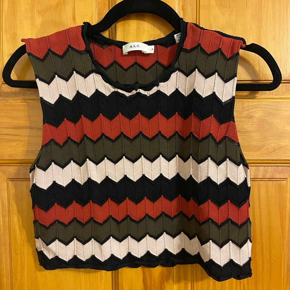 ALC small chevron top